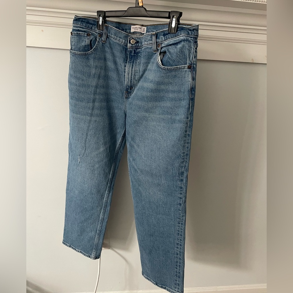 Abercrombie & Fitch Light Blue Straight Women’s Jeans